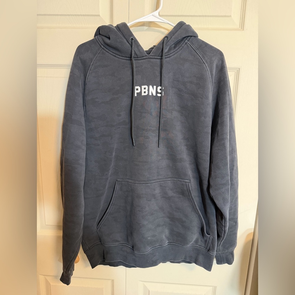 Alphalete men’s large Dark Gray Camo Hoodie PBNS gym influencer athleisure